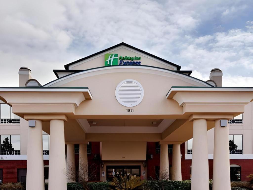 Holiday Inn Express Crockett By Ihg Exterior foto