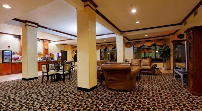 Holiday Inn Express Crockett By Ihg Exterior foto