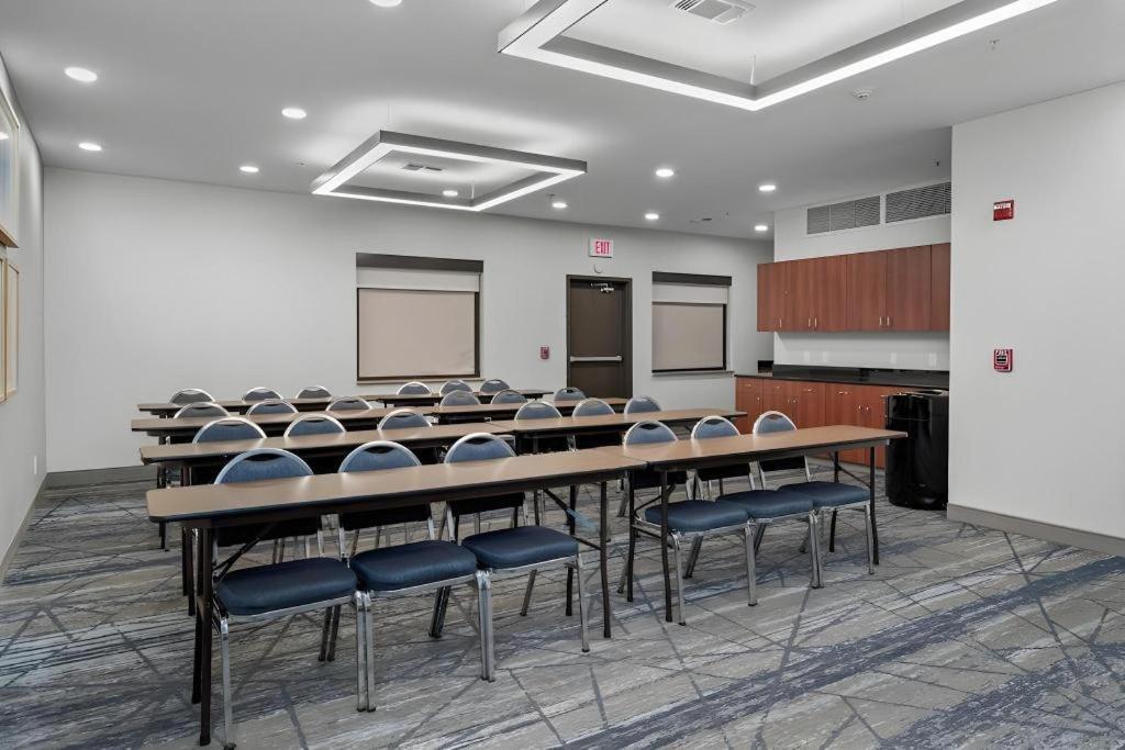 Holiday Inn Express Crockett By Ihg Exterior foto